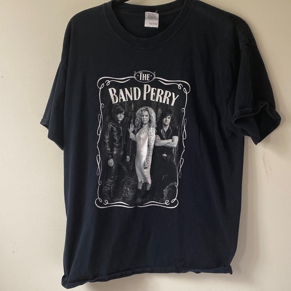 Gildan Black Cotton T-Shirt - Picture 1 of 4